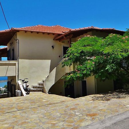 Lefkothea Apartments Frínion Екстериор снимка