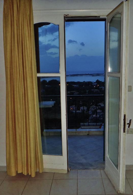 Lefkothea Apartments Frínion Екстериор снимка